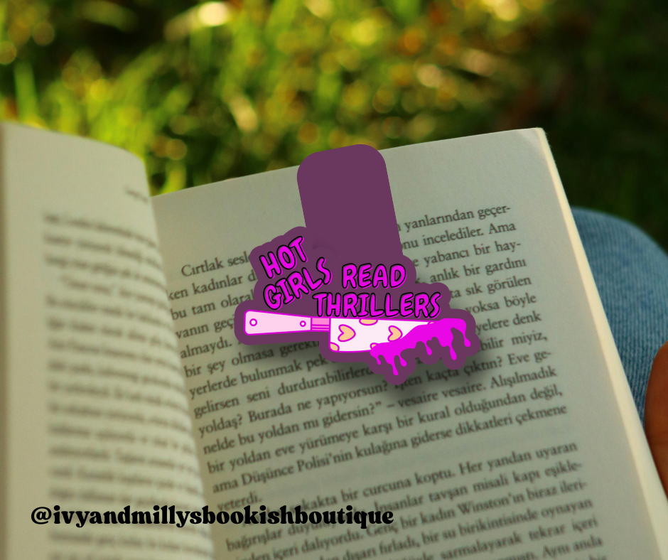 Hot Girls Read Thrillers Magnetic Bookmark